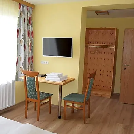 Der Schildbacherhof 3*